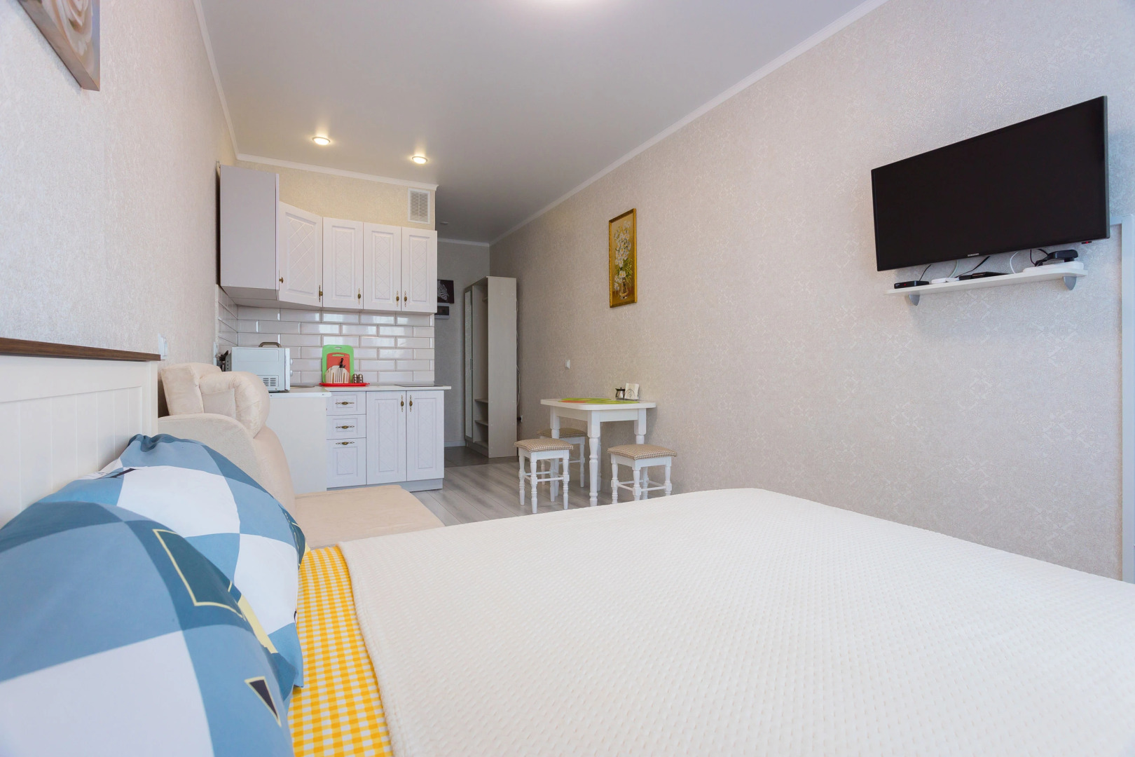 Апартаменты на Командорской