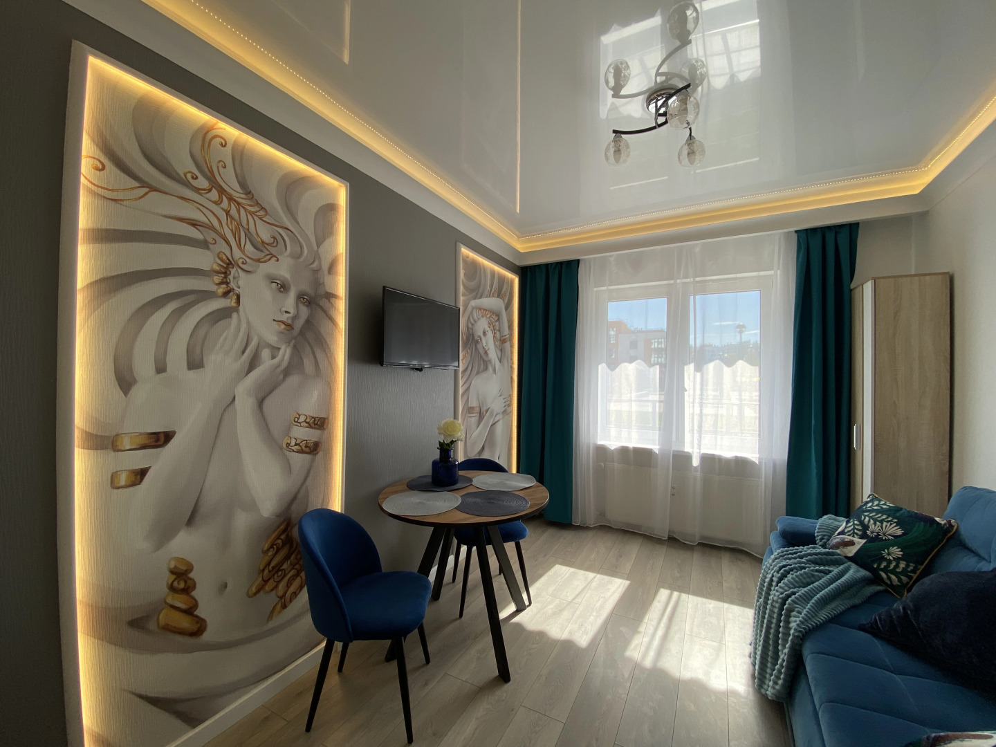 Квартира на Пушкинском 142