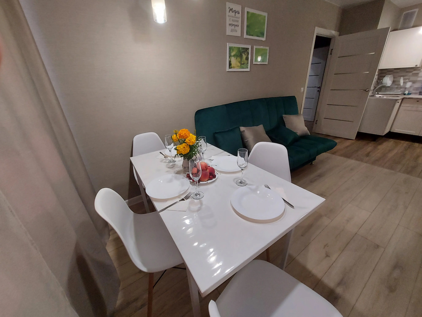 Апартаменты на Мервинской 37