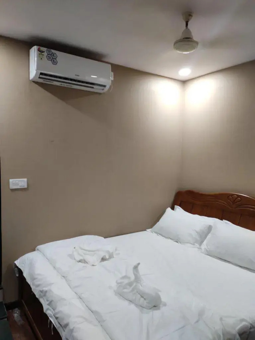 Отель Mirza Ghalib