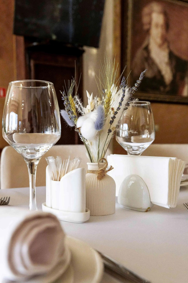 Отель Моцарт