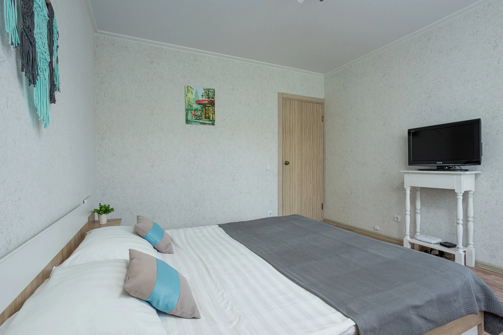 Квартира на Генерала Трошева 25