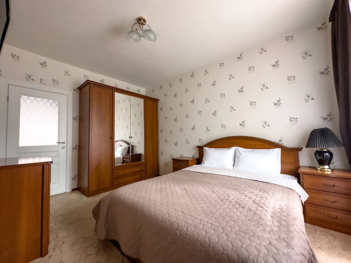 Апартаменты Алмаз Сити Снежная королева