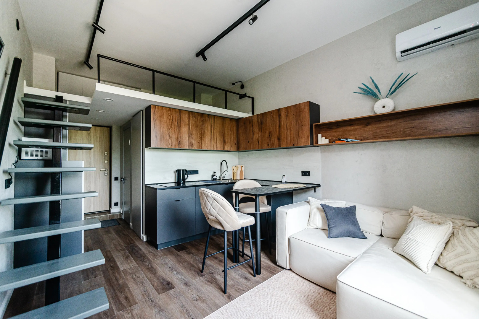 Апартаменты Люкс Студия в Стиле Минимализм