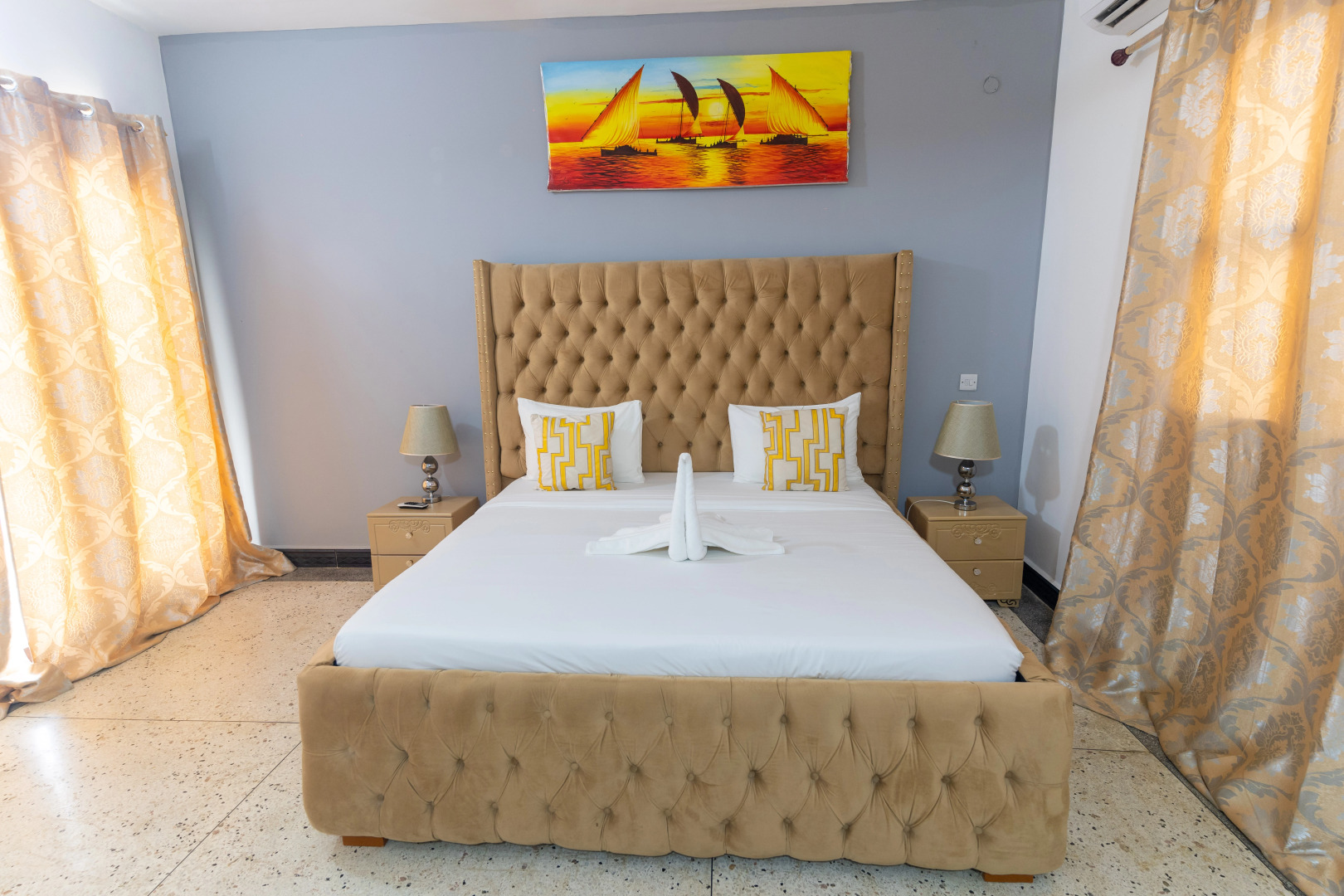 Отель Five Palms