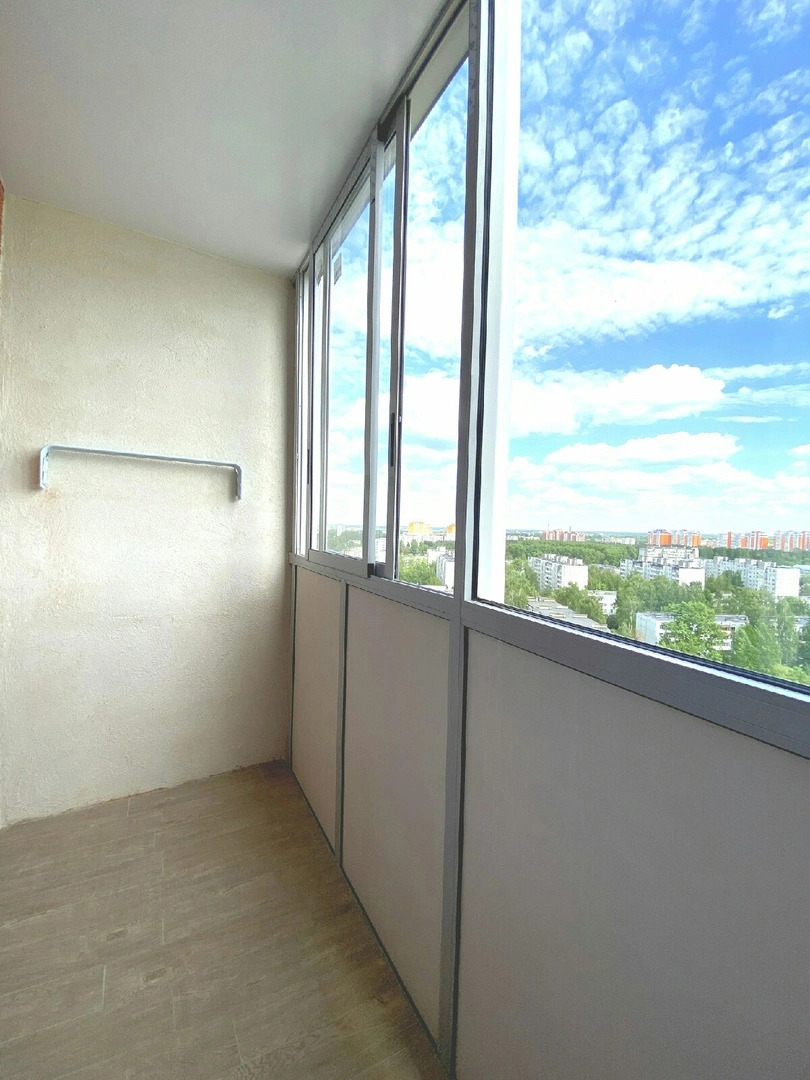 Апартаменты на Коминтерна 91 Этаж 15