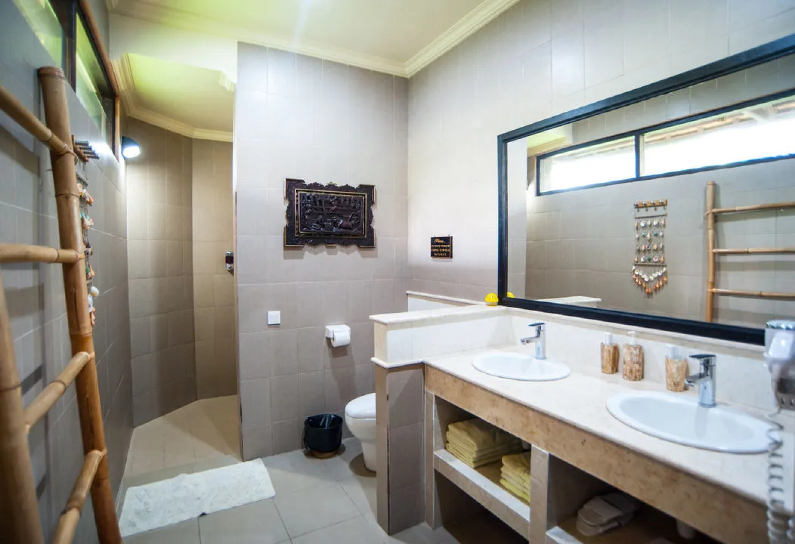 Отель Bondalem Beach Club