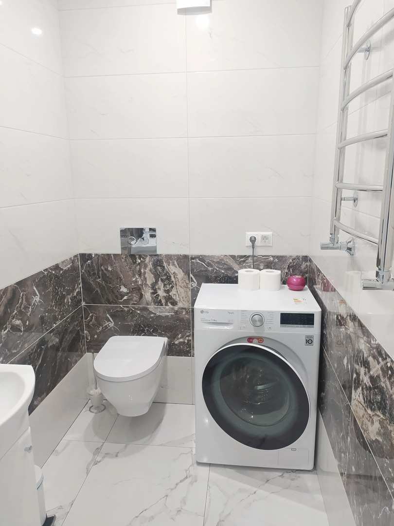 Апартаменты Люкс 2-х комнатные в Центре Новый Дом, 75 м2