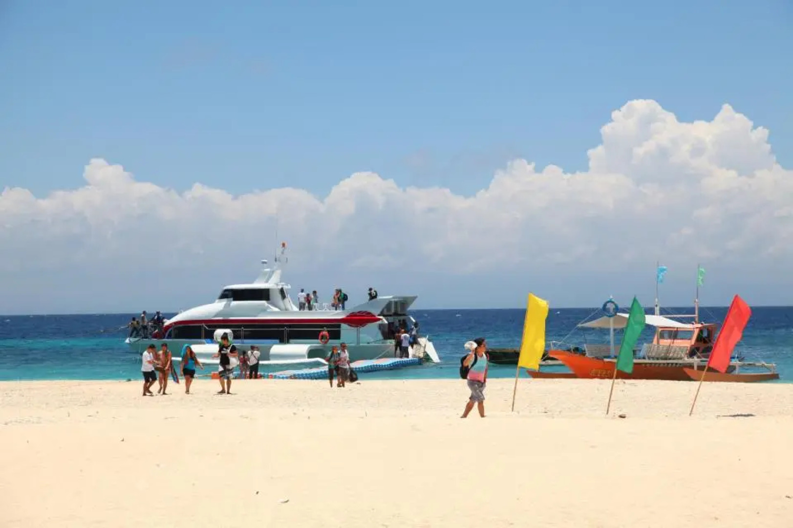 Отель Dakak Park and Beach Resort