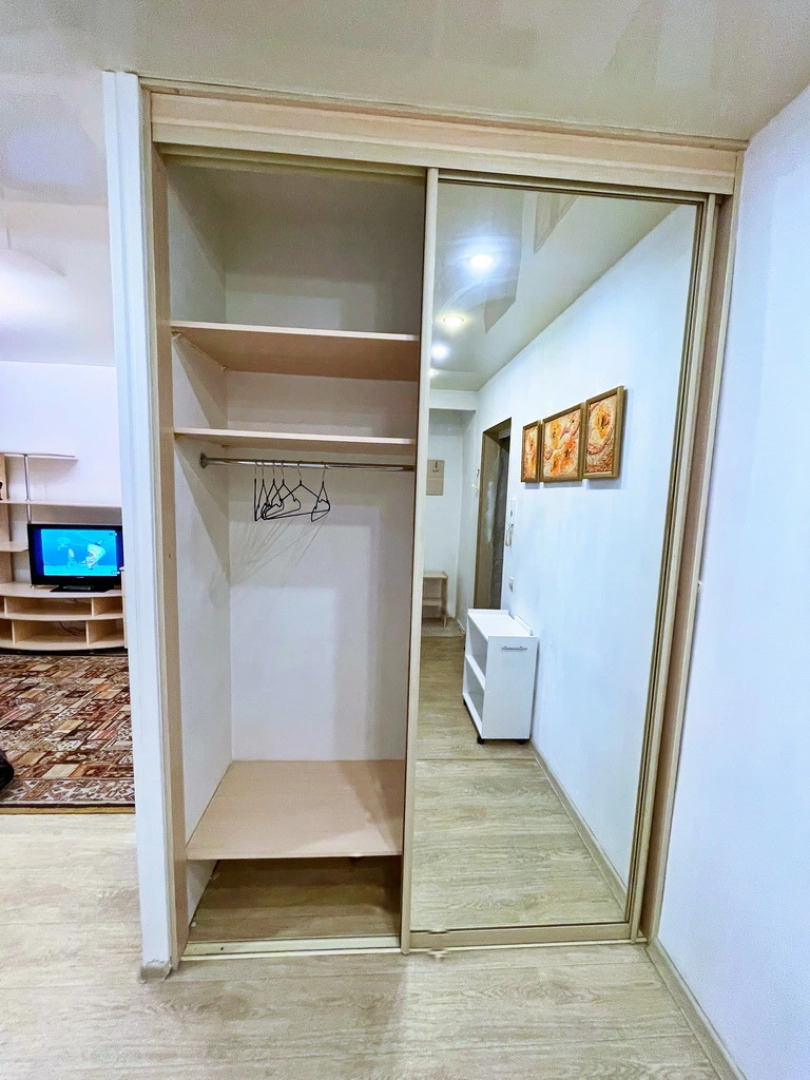 Апартаменты Байкал на Декабристов 36