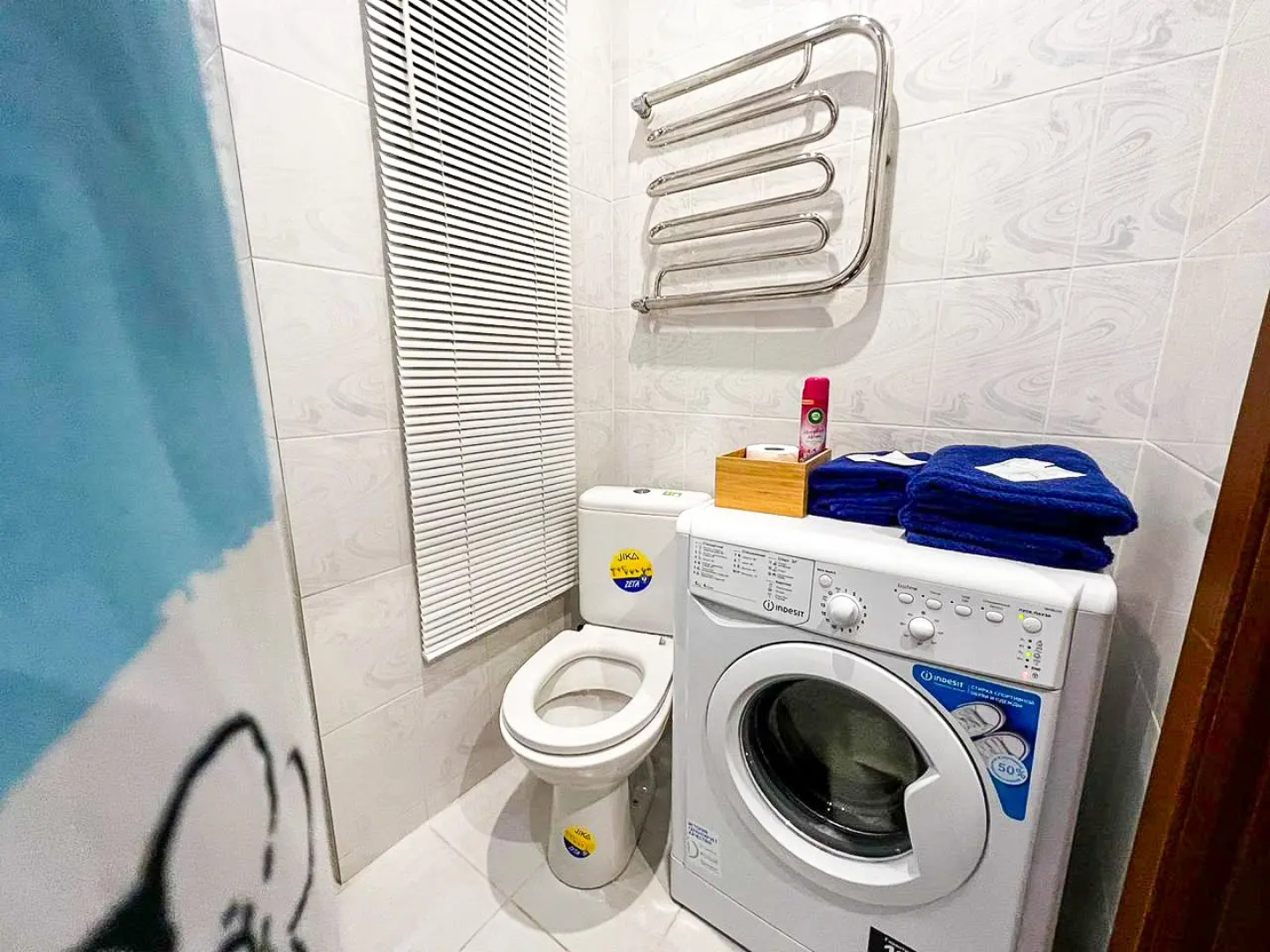 Апартаменты Квартира AlexHome РП Свердловский Молодежная 1