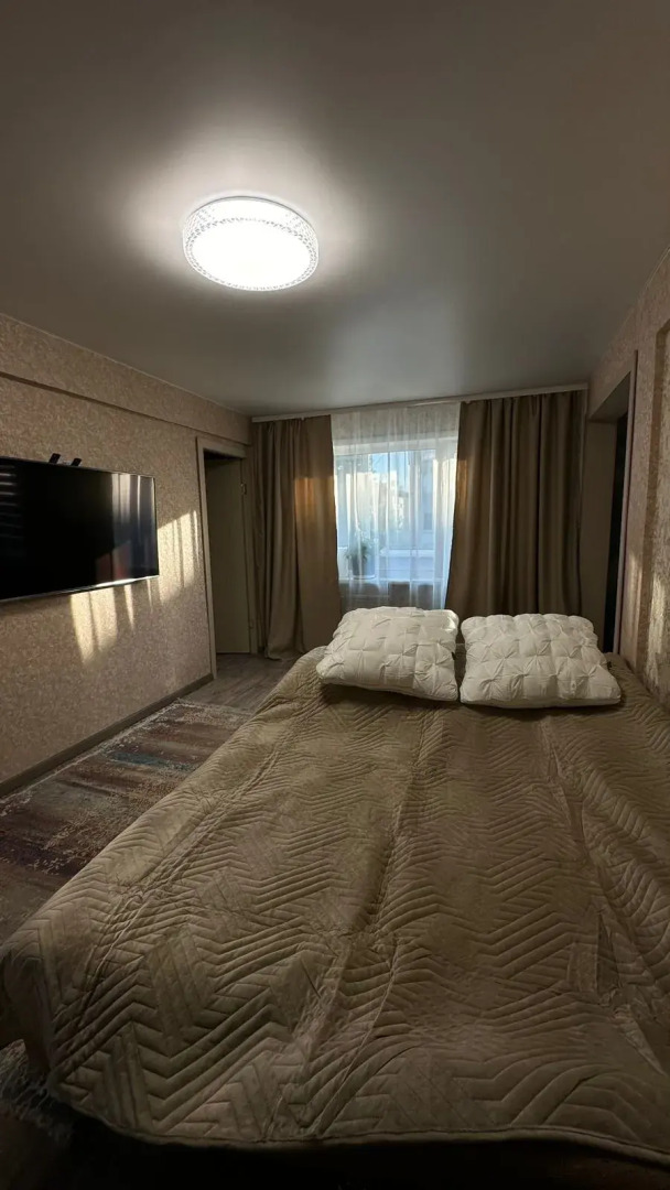 Квартира Трехкомнатная с современным ремонтом