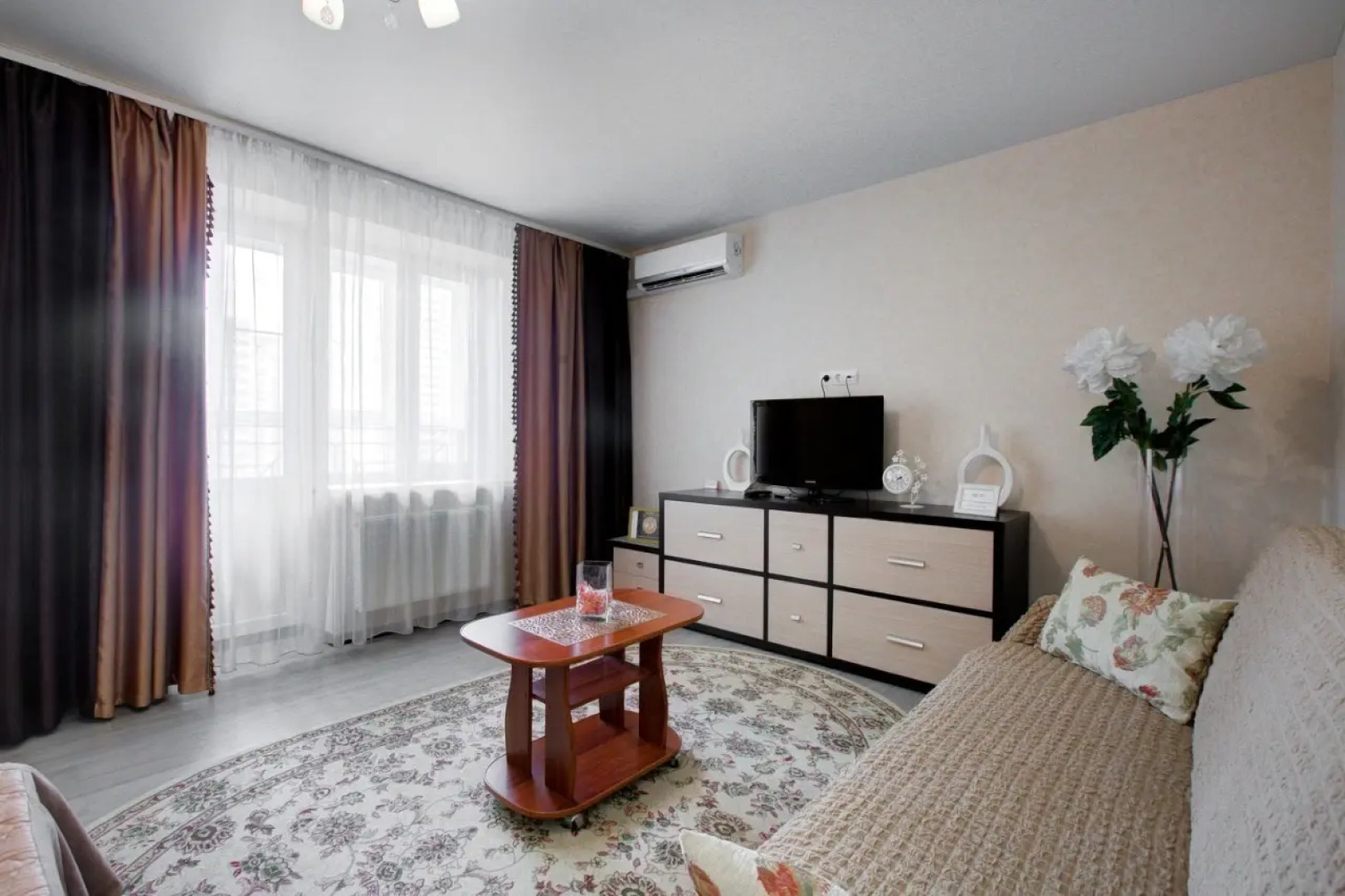 Апартаменты на Переверткина 1/4