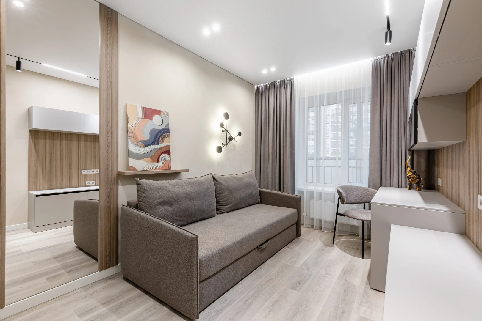 Квартира большая 4-х комнатная LS Арт Центр