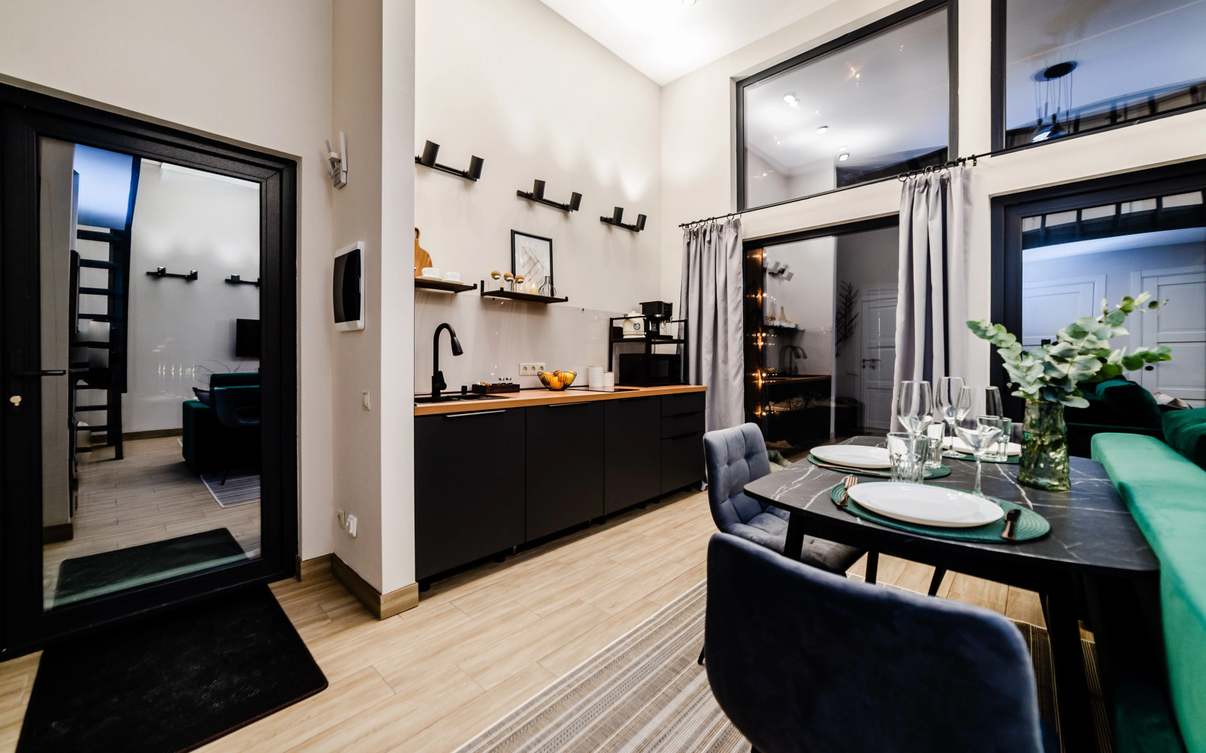 Частный Дом Барнхаус №1 с дровяной баней и горячей купелью, на 7 госте