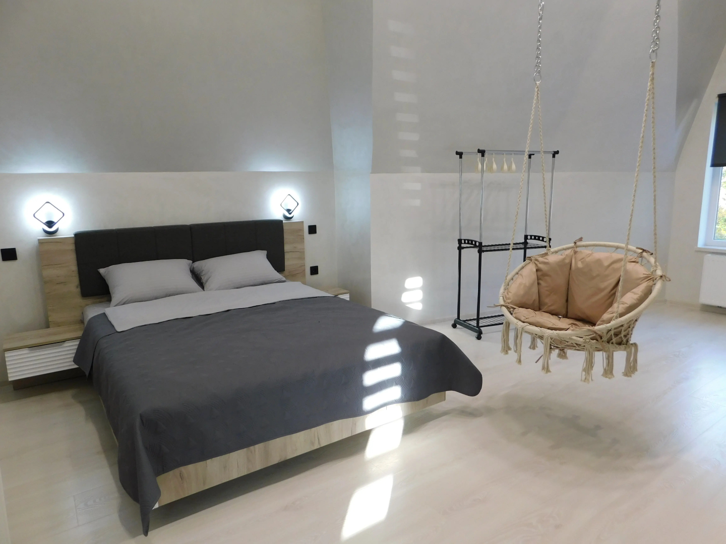 Частный Дом Двух Этажный Дом в Тихом Районе