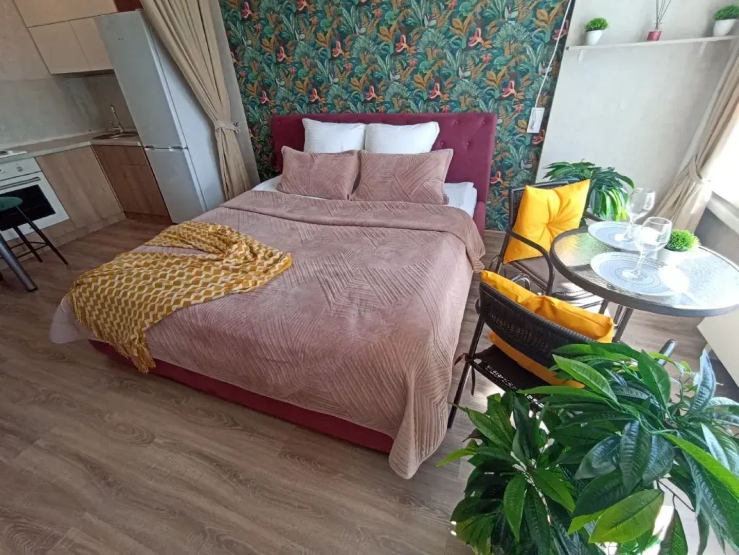 Апартаменты атмосферные с кондиционером в микрорайоне Видный на 13 этаже