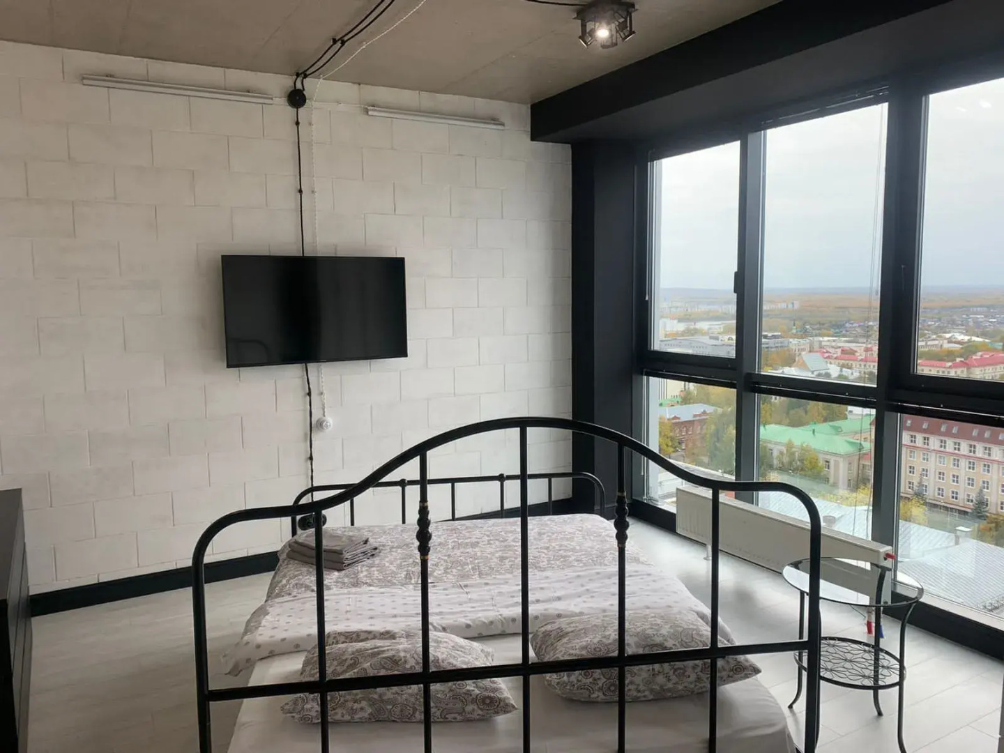 Апартаменты 1503 Верхнеторговая площадь 4