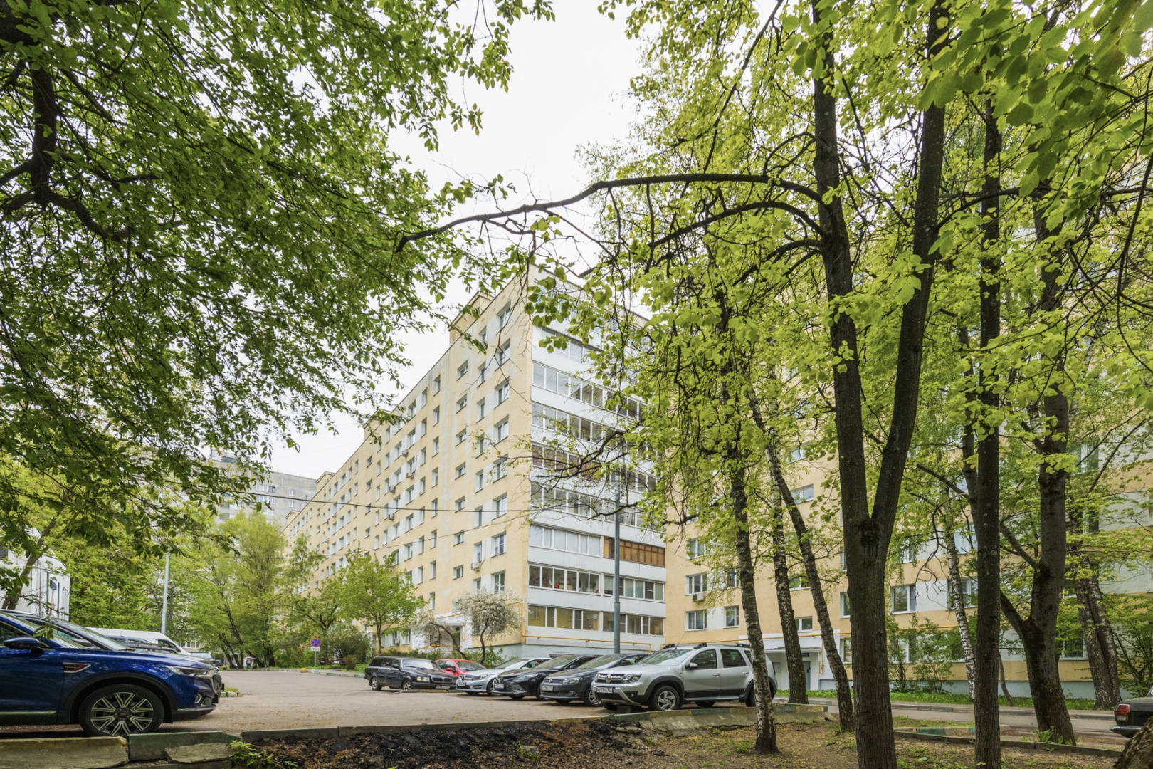 Апартаменты DOMUMETRO на Островитянова 27к1