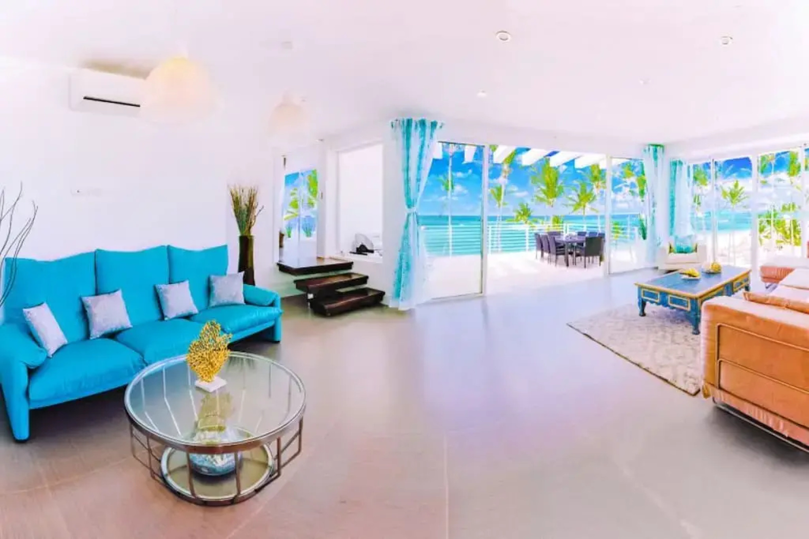 Апартаменты Stunning Ocean View Unique Beach