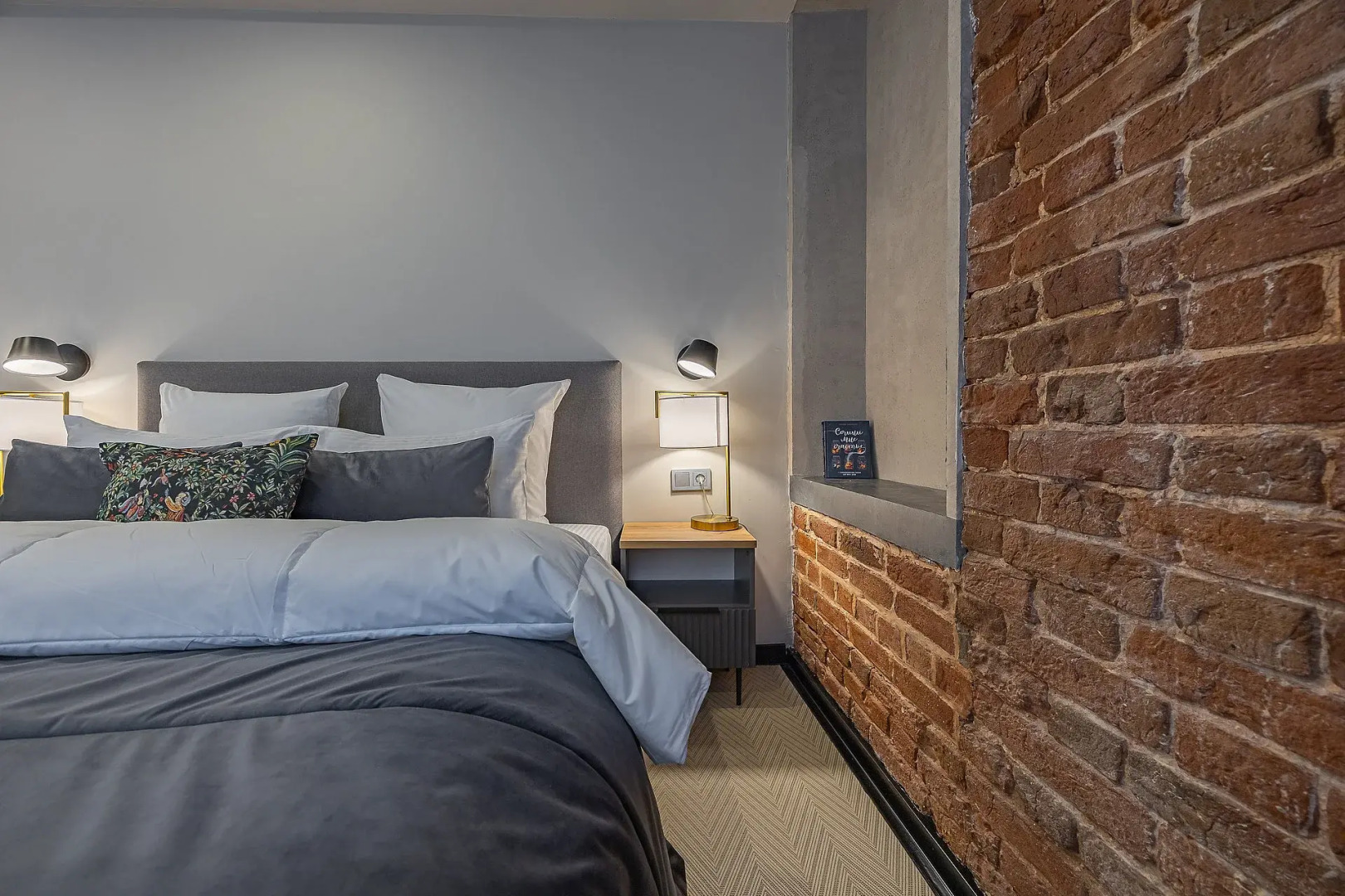 Апартаменты Стильные Bugrov на Ошарской