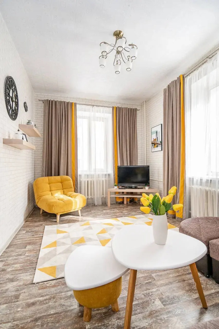 3-комн. апарты в центре города на ул. Романовская Слобода 22