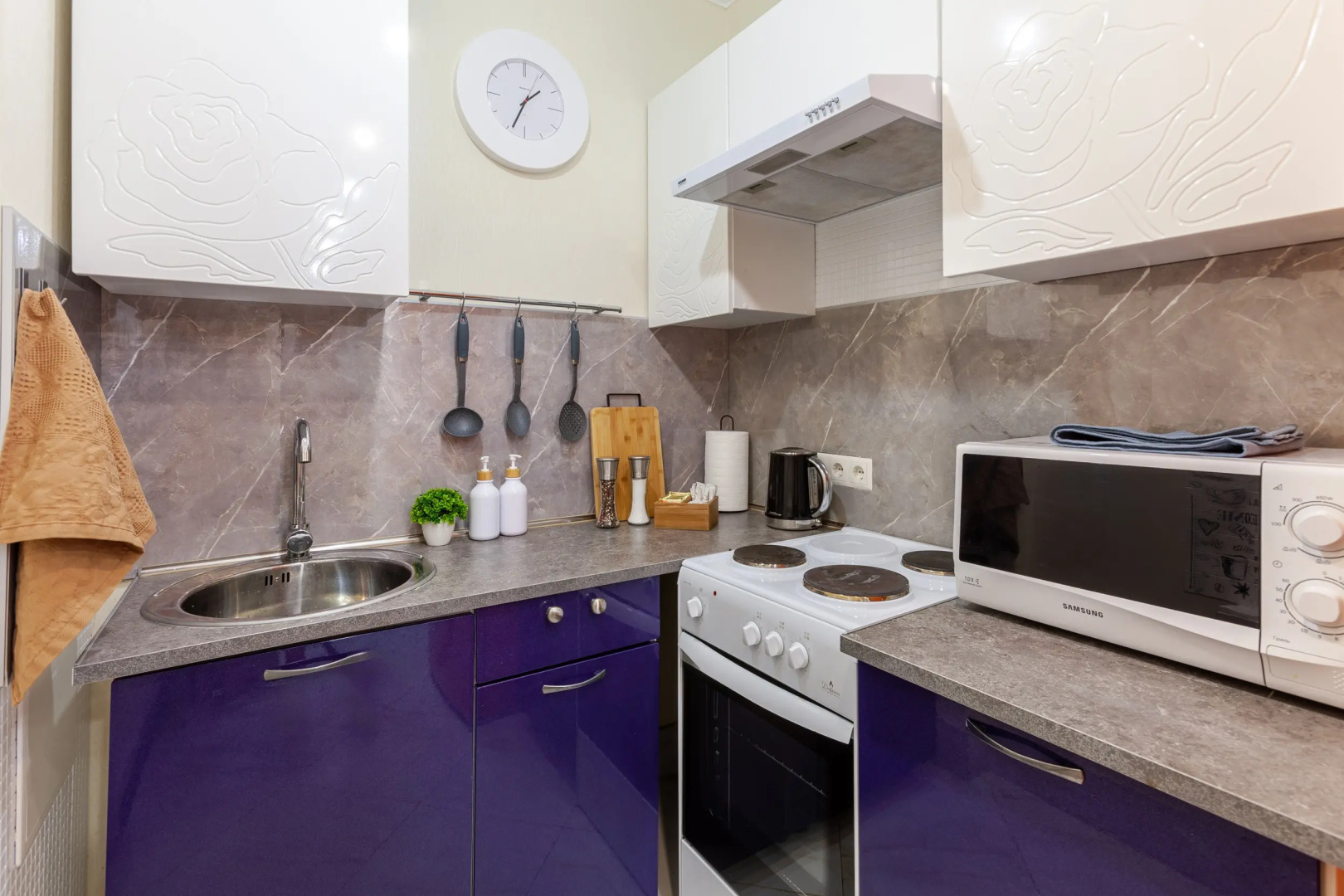 Квартира Уютная 2-к на Лукачева 10