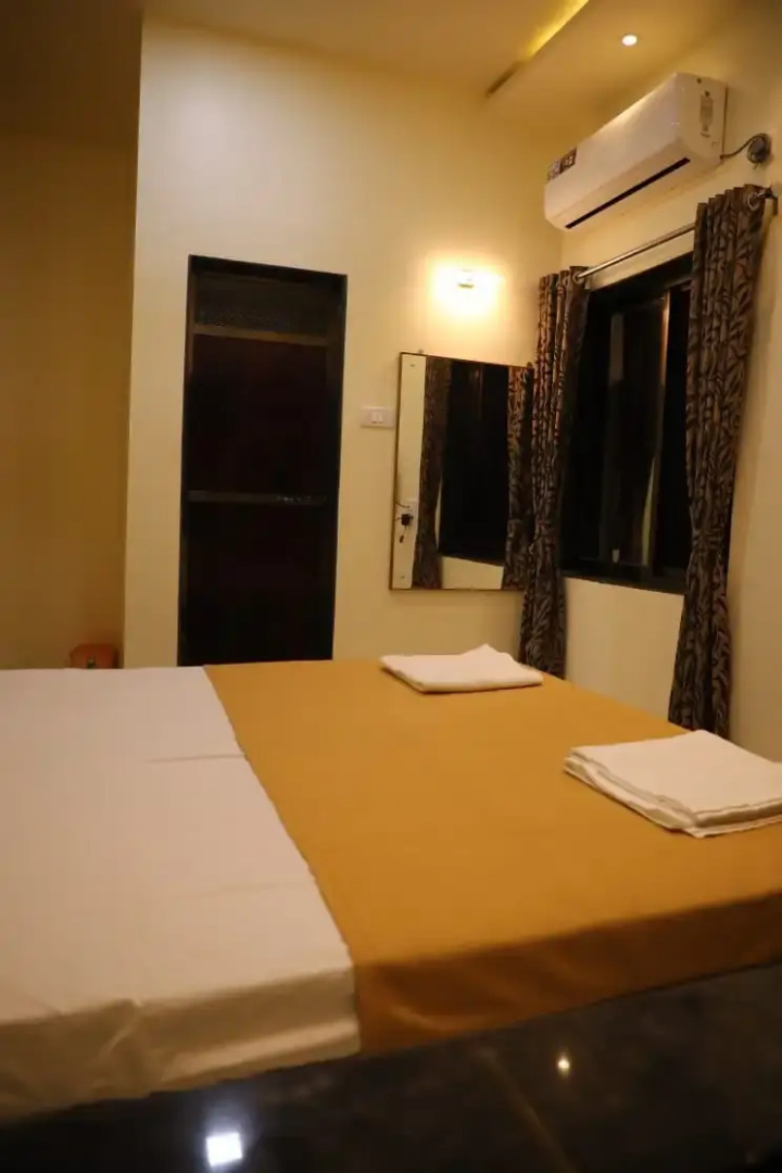 Отель Matruchaya Residency