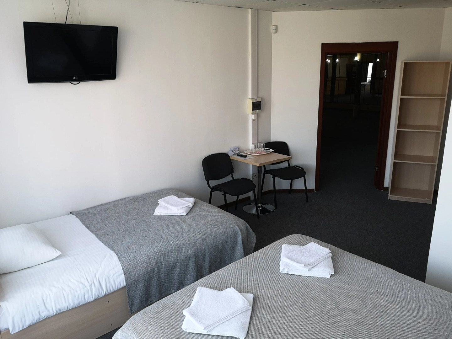 Отель Космос