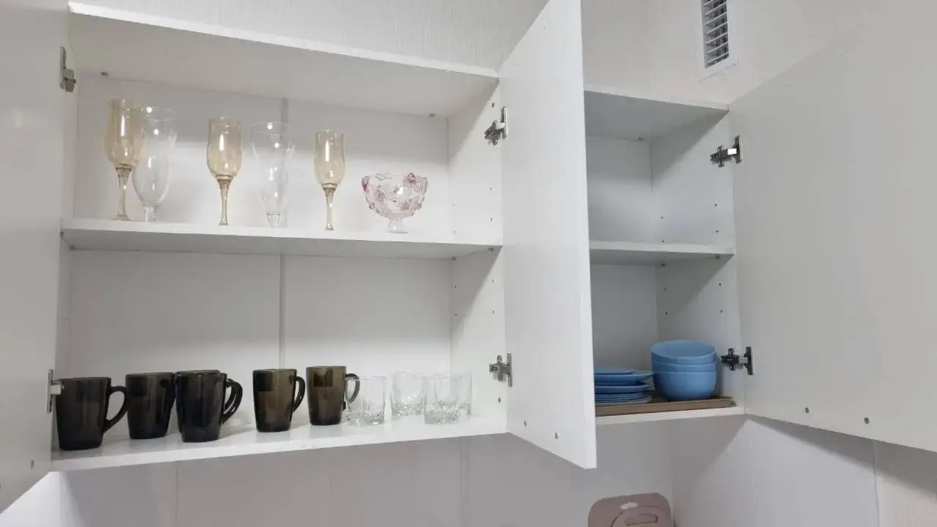 Однокомнатная квартира Natali apart в ЖК Зеленая Вертикаль на метро Лесопарковая