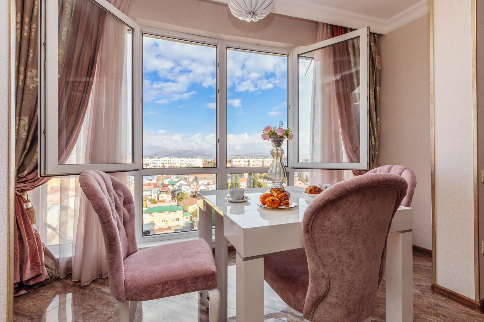 Квартира пер. Богдана Хмельницкого 10