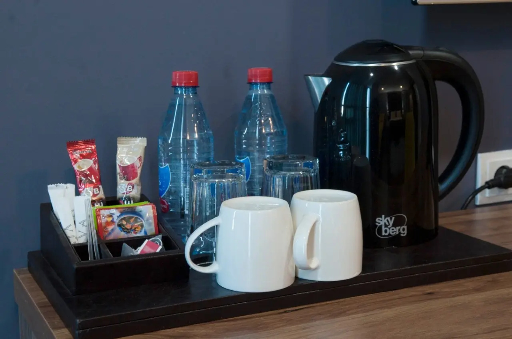 Отель Square Inn