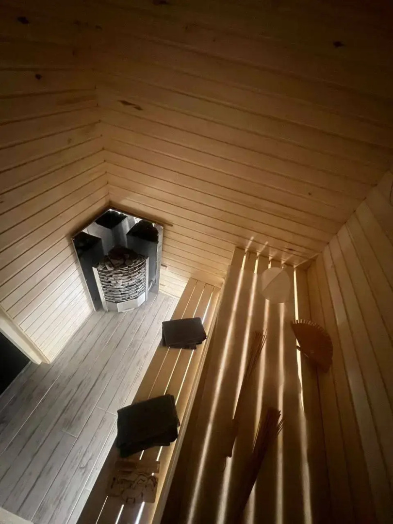 Частный дом Дом на горе с камином и сауной