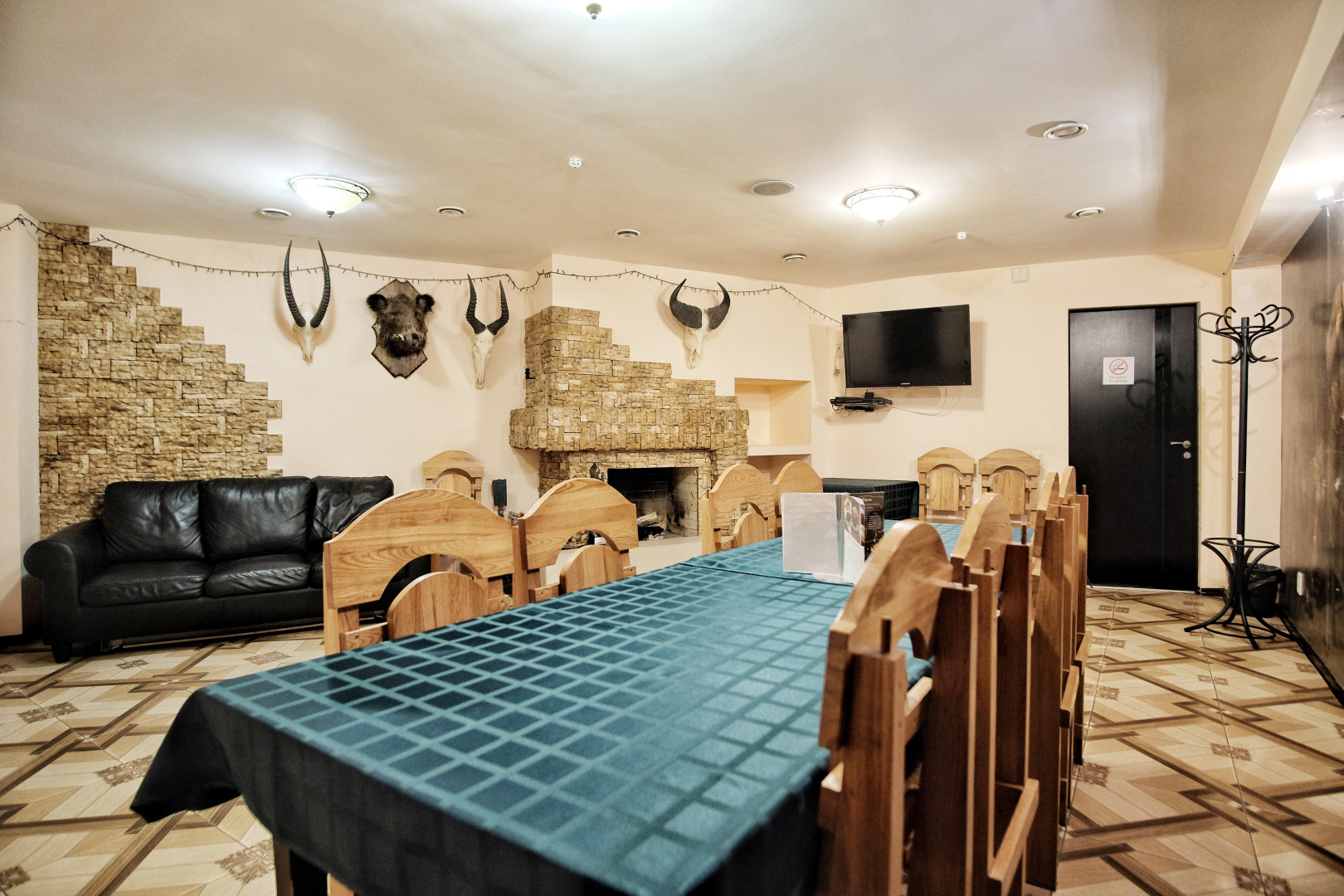 Отель Донжон