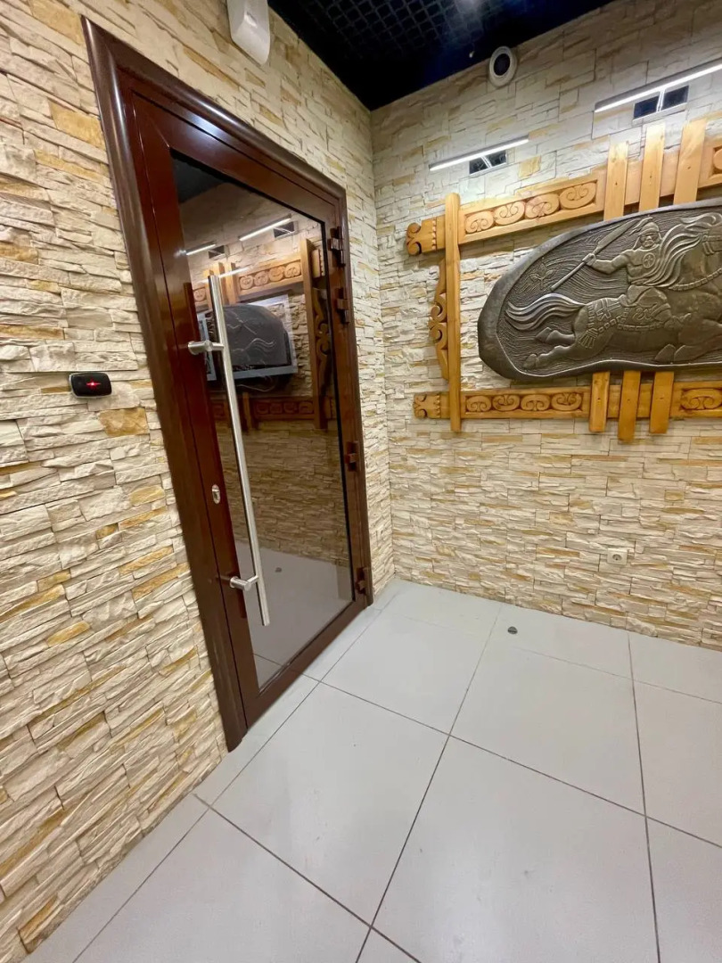 Отель Айхал