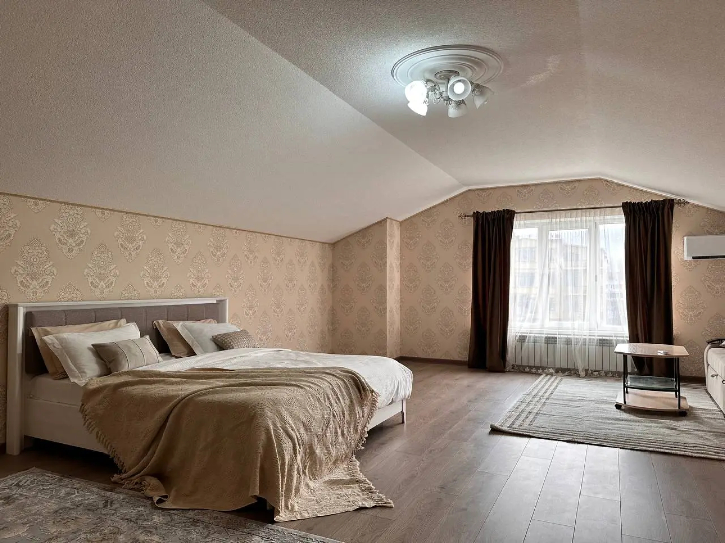 Апартаменты Пентхаус на Батырая