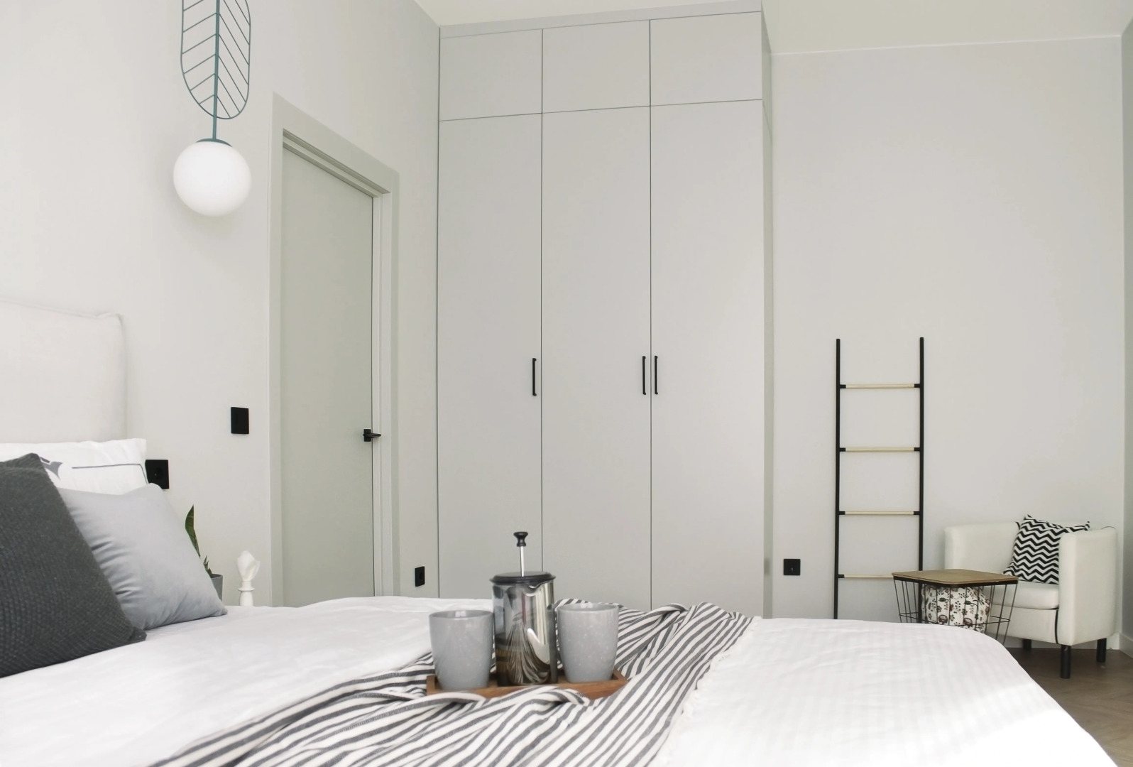 Квартира Dubrovskiy apart на набережной Невы