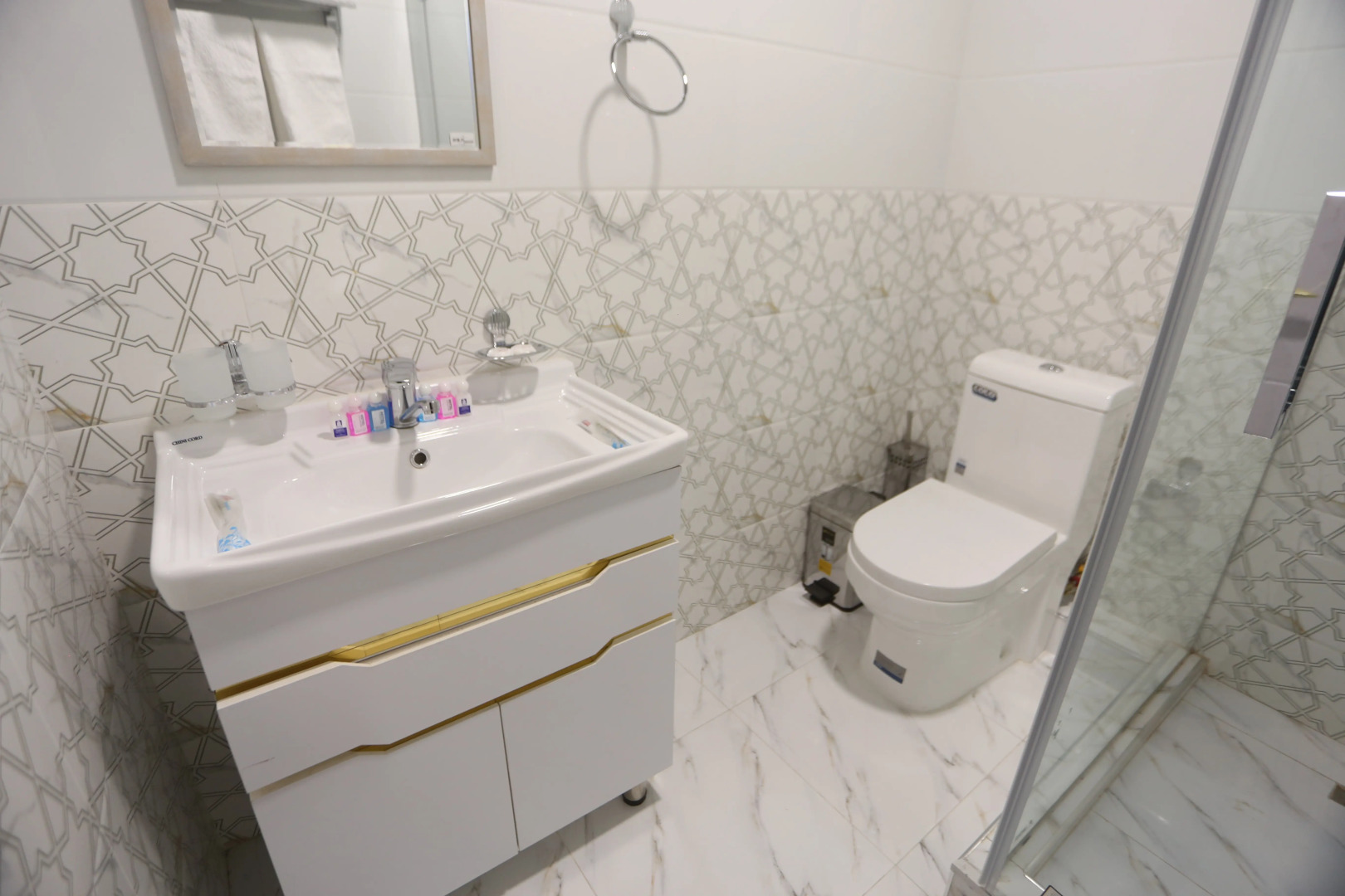 Отель Bibihojar