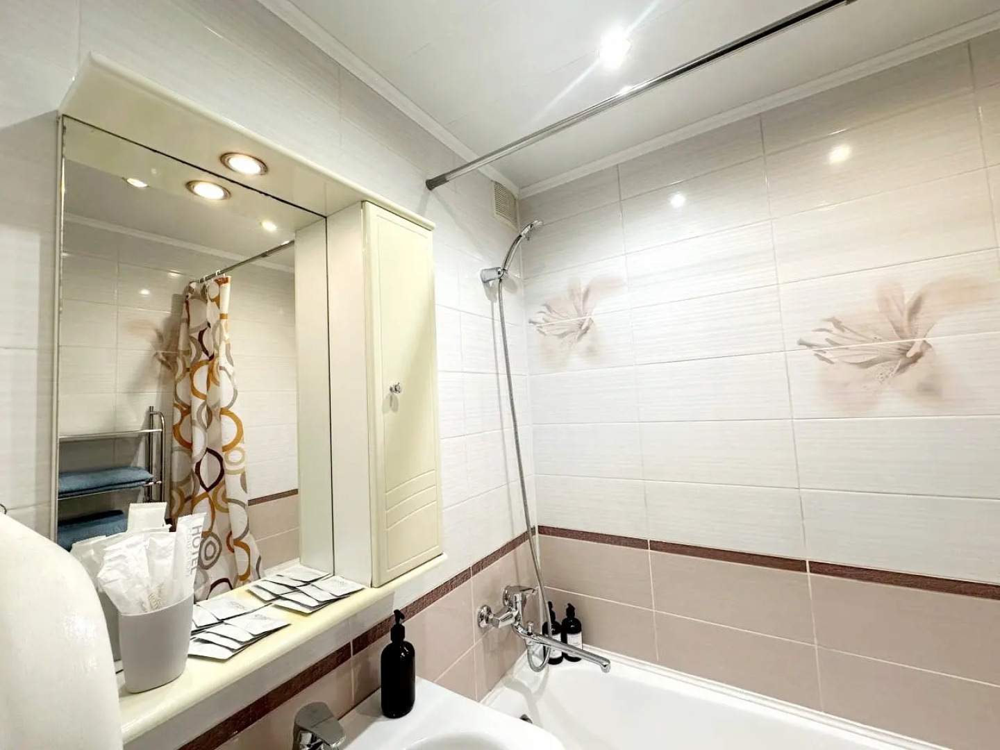 Квартира Двухкомнатная с балконом на Притомском