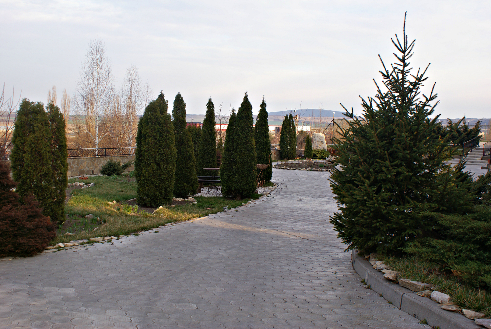 Отель Загородный Монест