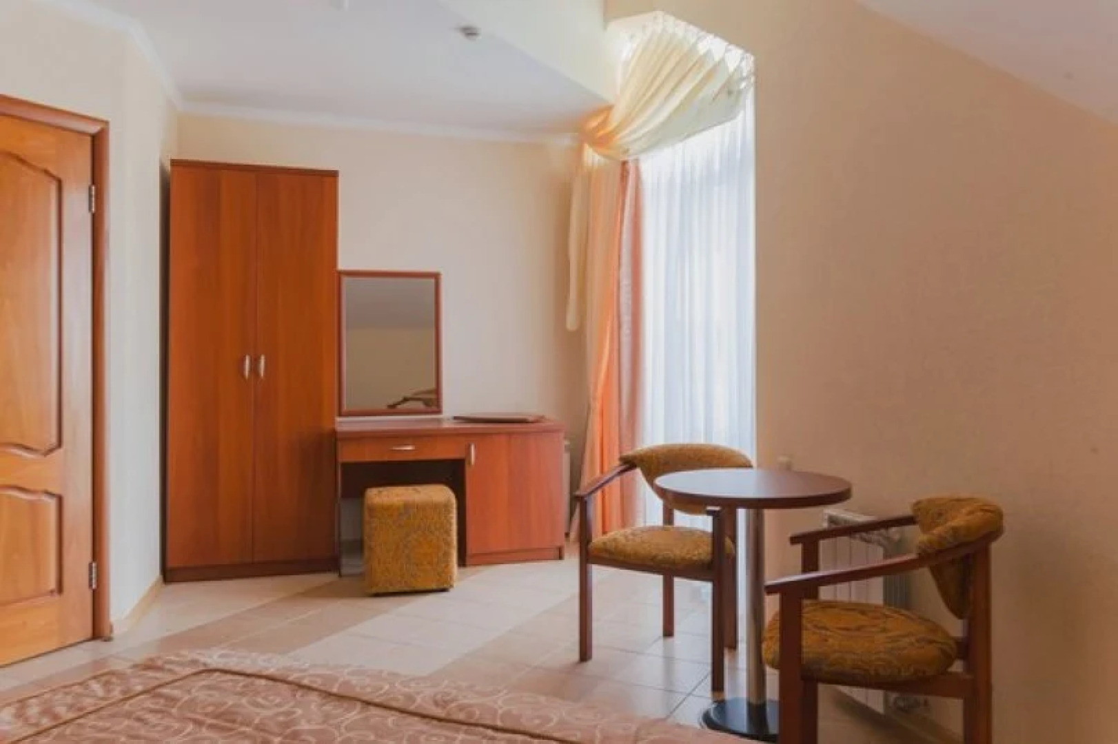 Отель Гермес