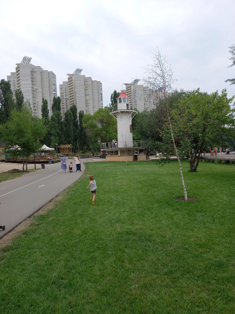 Апартаменты Уютная квартира в центре Левого берега