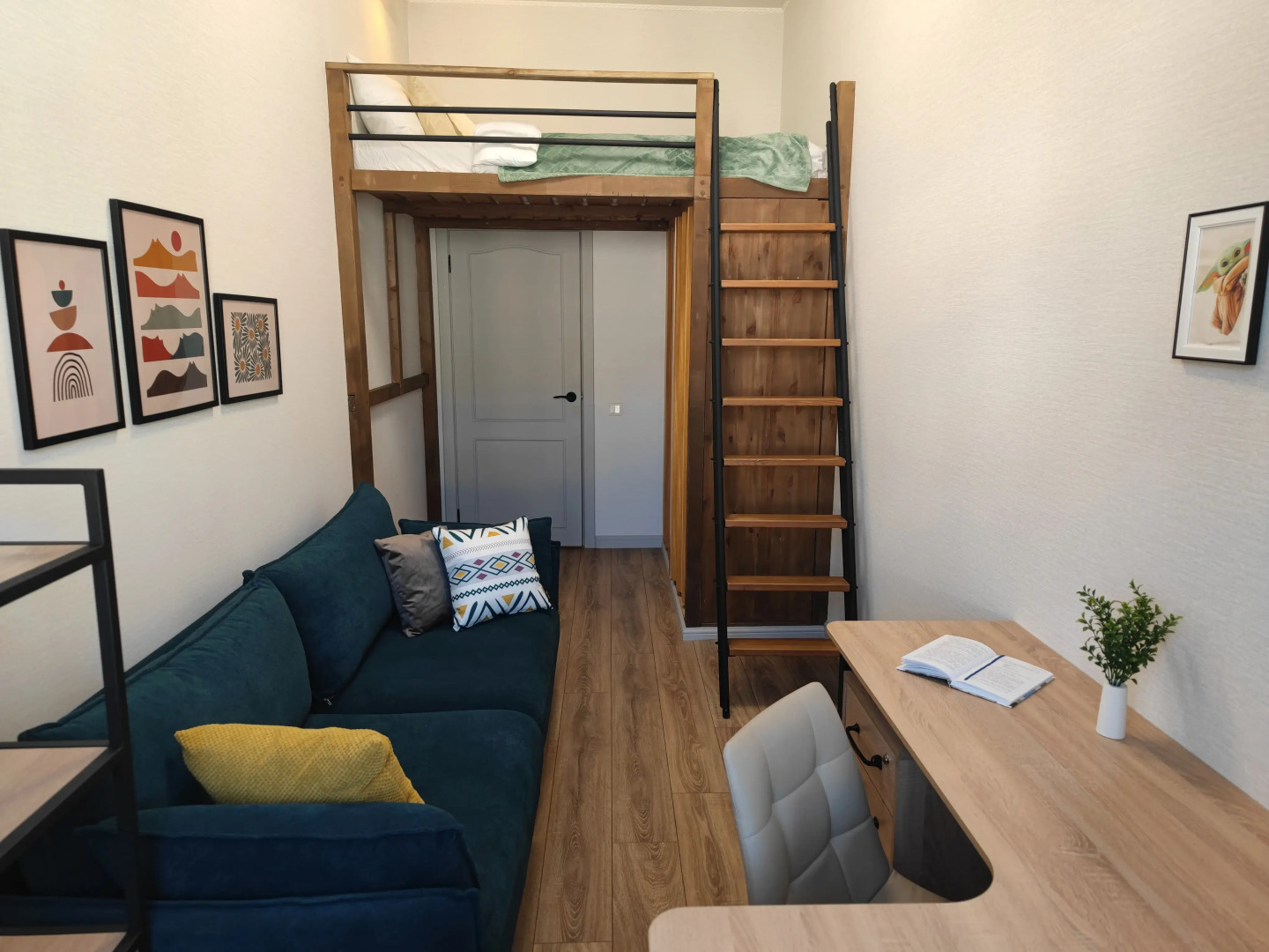 Квартира видовая в Золотом треугольнике Петербурга