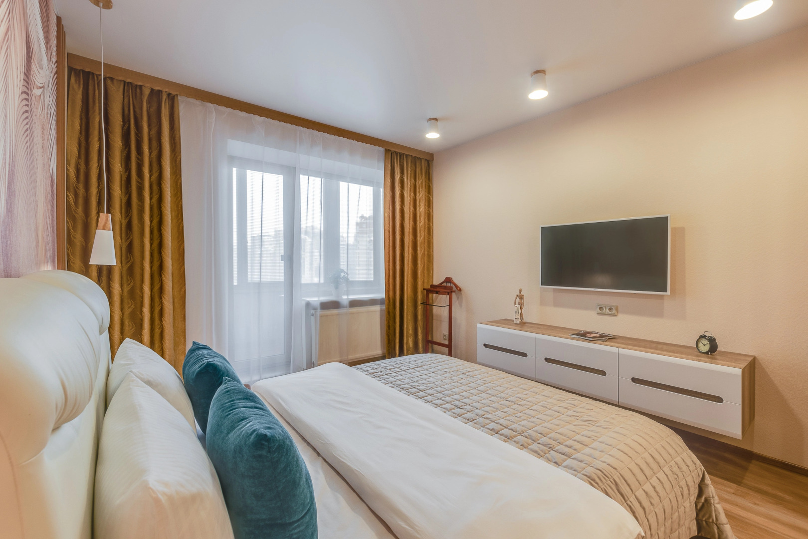 Апартаменты 101Апарт стильные у парка Диво Остров