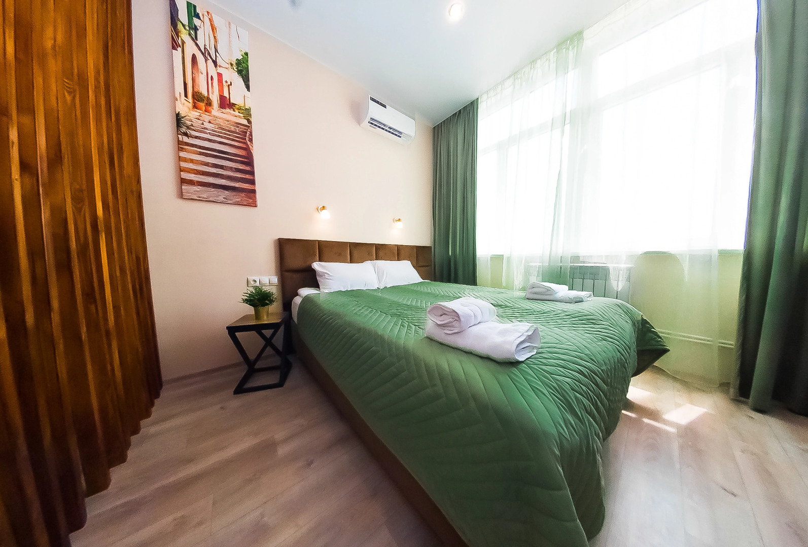 Апартаменты Мильфей 100-1