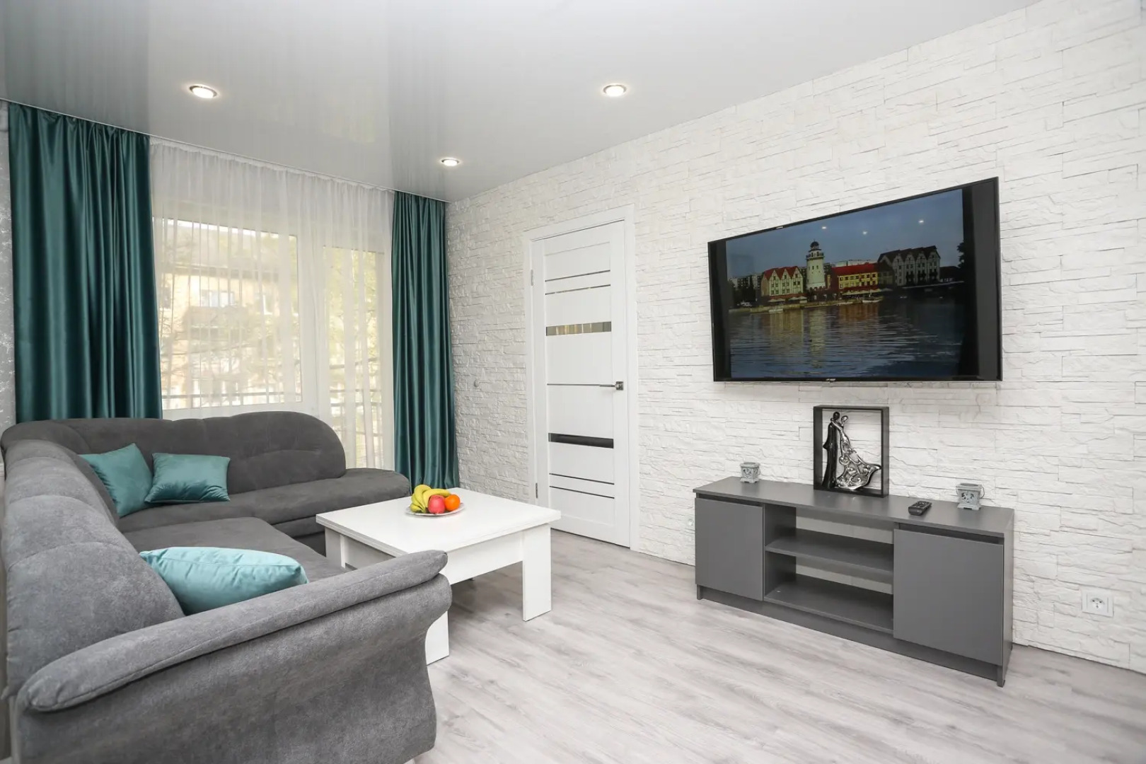 Квартира на Салтыкова-Щедрина 7