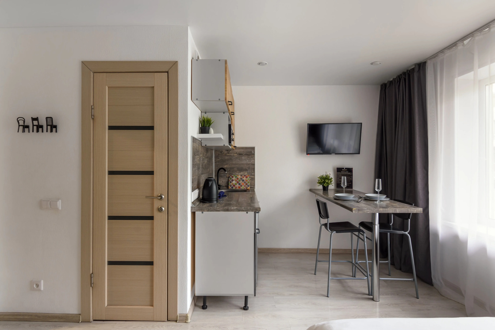 Апартаменты KrasLoft на Взлётной на 4 гостей