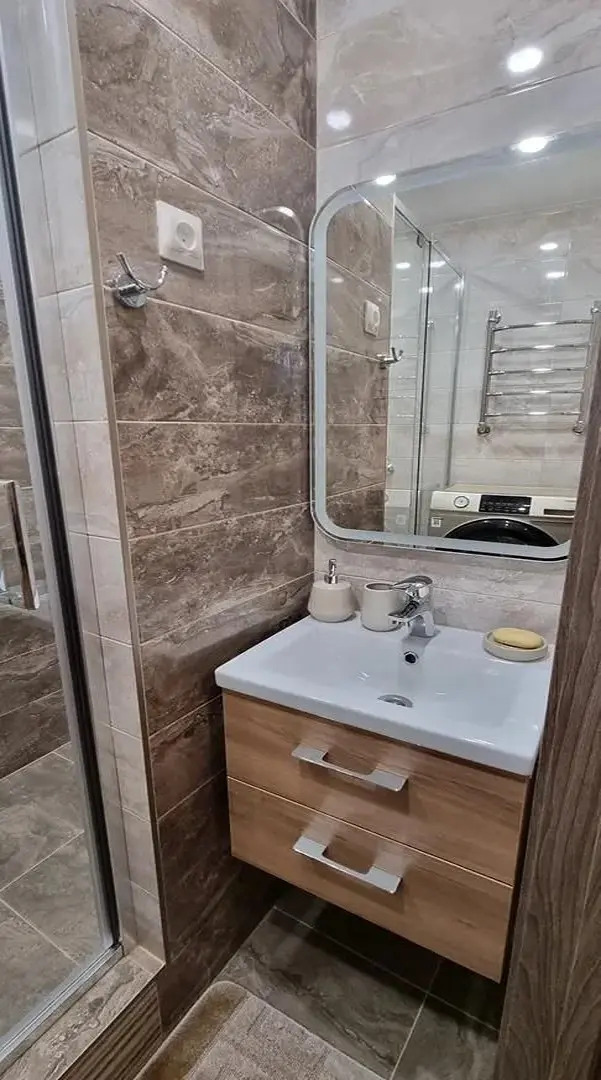 Апартаменты на 60 лет Октября 21