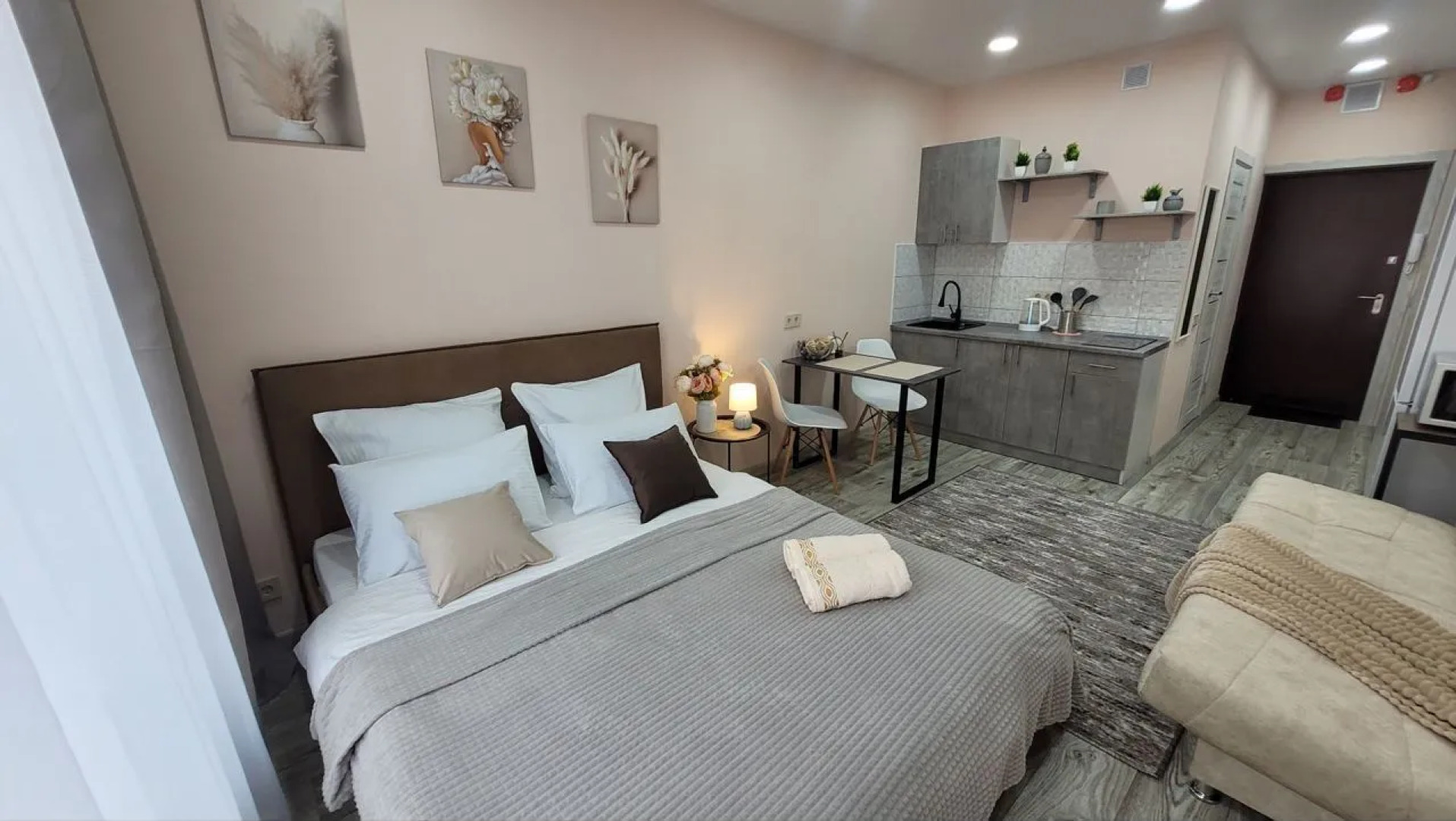 Студия СИБИРЬ HOUSE новой дом в центре