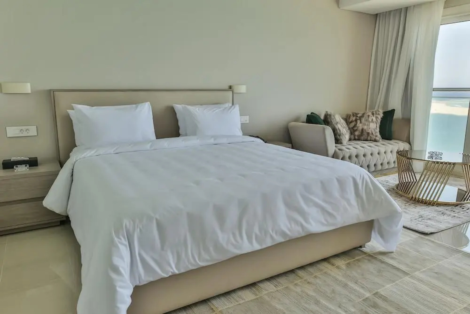 Отель Triumph White Sands